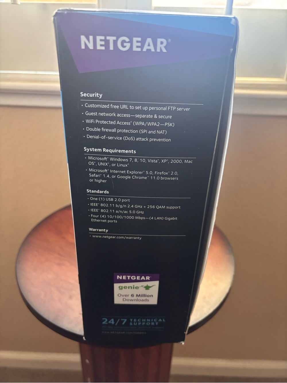 NETGEAR Nighthawk AC1900 Wi-Fi Cable Modem Router - Picture 2 of 5